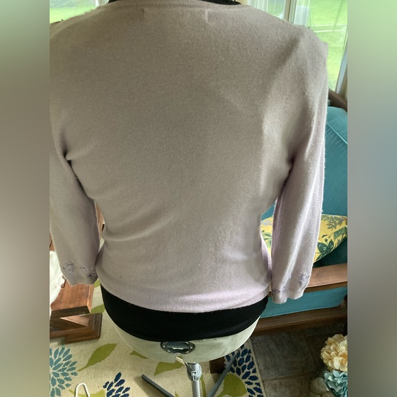 Beautiful lavender beaded sweater cardigan. SOFT - Picture 5 of 9